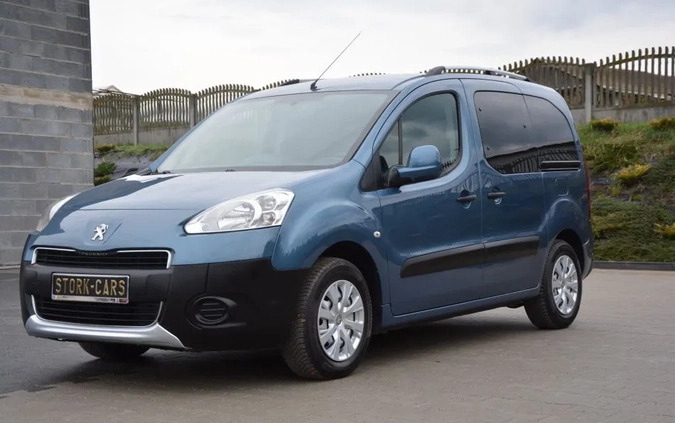 Peugeot Partner cena 29900 przebieg: 214000, rok produkcji 2012 z Toruń małe 781